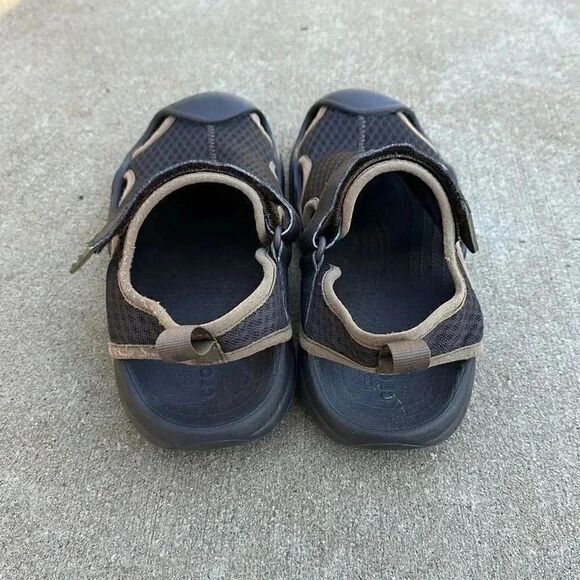 Crocs Swiftwater Mesh Closed Toe Deck Brown Sandals Men’s Size 7 - Picture 4 of 8